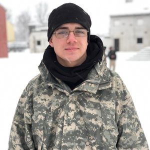 Meet your Posher, Zachary